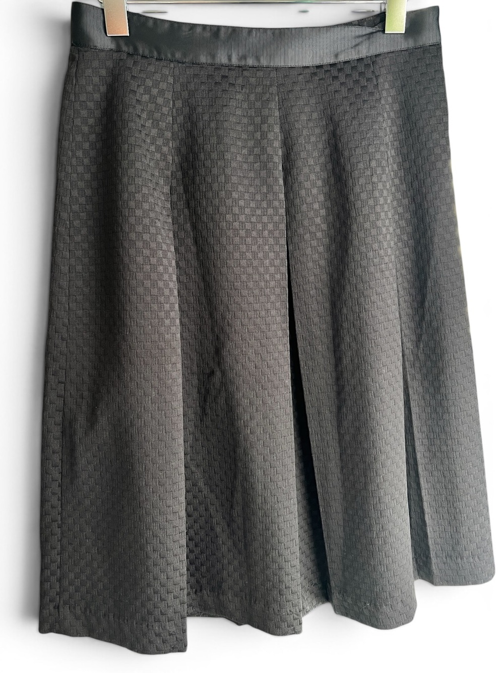 Mario Serrani Black Pleated Skirt, Size 4